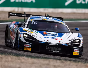 Dörr Motorsport McLaren 720S GT3 EVO '2025
