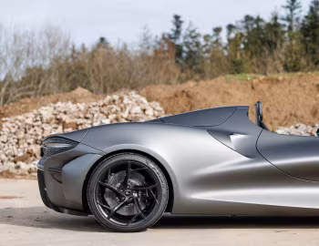 McLaren Elva [Worldwide] (#001) '2022