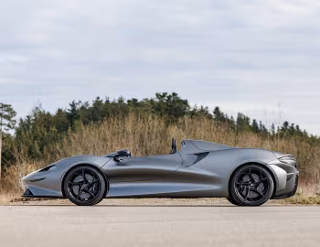 McLaren Elva [Worldwide] (#001) '2022