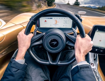 Panneau avant 2021–pr. McLaren Elva [North America] '2020–pr.