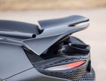 McLaren Elva [Worldwide] (#001) '2022