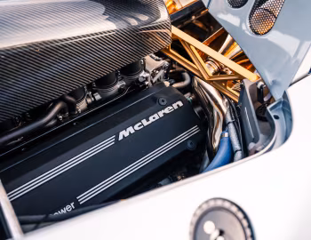Sous la capuche McLaren F1 [US-spec] (#062) '1997