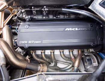 Sob o capô McLaren F1 [US-spec] (#044) '1995