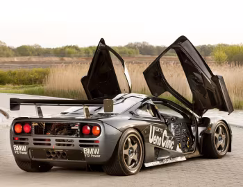 Kokusai Kaihatsu Racing McLaren F1 GTR (#01R) '1995