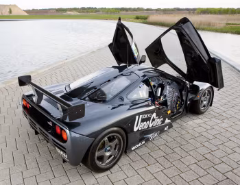 Kokusai Kaihatsu Racing McLaren F1 GTR (#01R) '1995