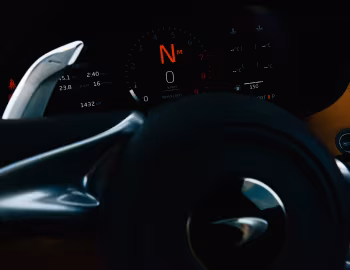 Painel McLaren GT [Japan] '2019–24