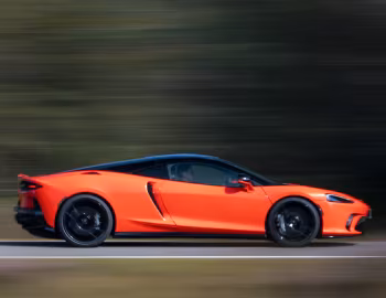 McLaren GTS [UK-spec] '2024–pr.