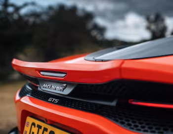 McLaren GTS [UK-spec] '2024–pr.