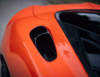 McLaren GTS [UK-spec] '2024–pr.