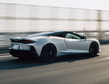 McLaren GTS [Japan] '2024–pr.