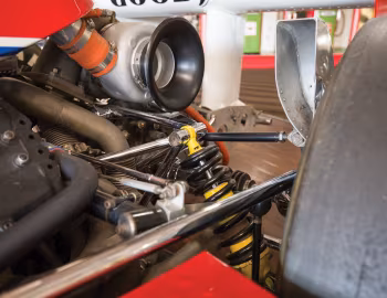 Sob o capô McLaren M24B '1978–79