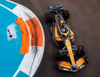 McLaren MCL36 '2022