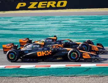 McLaren MCL60 '2023