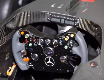 Painel frontal McLaren MP4/24 '2009