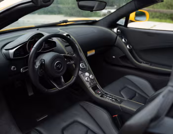 Painel frontal 2015–19 McLaren MSO 650S Spider [North America] '2014–19