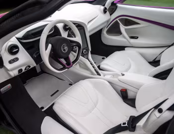 Interior McLaren MSO 720S Coupé "Fux Fuchsia" '08.2017