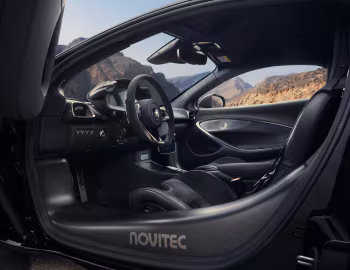 Интерьер Novitec McLaren Artura '2024–н.в.