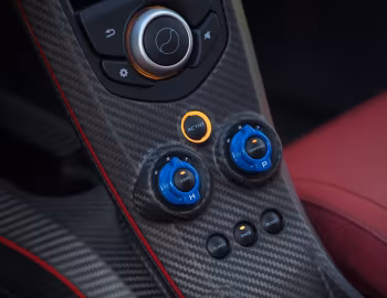 Interior 2014–15 McLaren P1 [North America] '2013–15