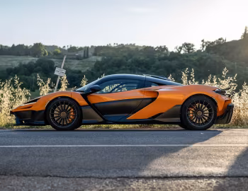 McLaren W1 [UK-spec] '2025–pr.