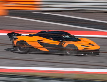 McLaren W1 [UK-spec] '2025–pr.