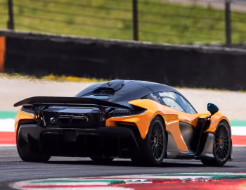 McLaren W1 [UK-spec] '2025–pr.