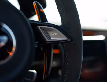 Interior 2026 McLaren W1 [North America] '2025–pr.