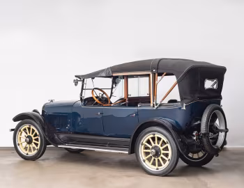 McLaughlin 22-45 Tourer '1921