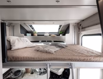 Interior 2025–pr. McLouis Mc4 Slim 331 '2024–pr.