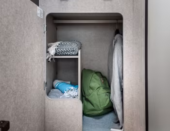 Interior 2025–pr. McLouis Mc4 Slim 331 '2024–pr.