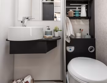Interior 2025–pr. McLouis Mc4 Slim 331 '2024–pr.