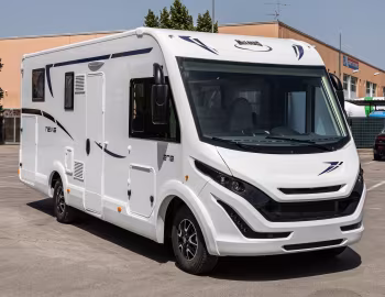 2022–至今 McLouis Nevis 273 '2021–至今