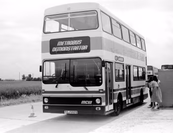 MCW Metrobus DR101/2 (H43/28D) '1977