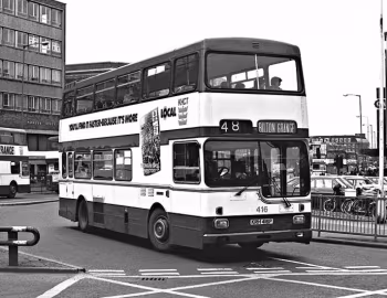 Scania BR111DH MCW Metropolitan [UK-spec] (H44/29F) '05–11.1975