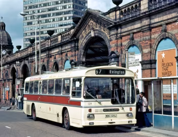 Metro-Scania BR111MH MCW [UK-spec] (B44D) '04.1971–07.1972