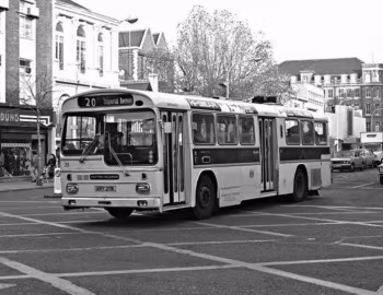 Metro-Scania BR111MH MCW [UK-spec] (B44D) '04.1971–07.1972
