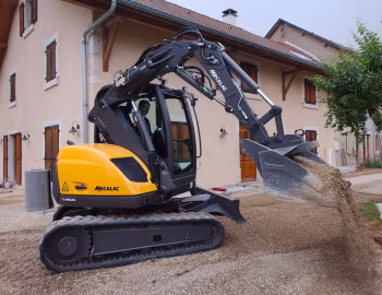 Mecalac 6MCR '2013–20