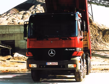 Mercedes-Benz Actros 3240 K Meiller Dreiseitenkipper (MP1) '04.1997–10.2002