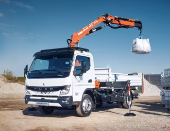 Mitsubishi Fuso Canter 7C18 with a three-way tipper by Meiller [EU-spec] '10.2022–н.в.