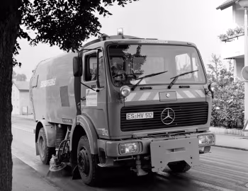 Mercedes-Benz 1217 KO Schörling Kehrmaschine (Br.381) '1980