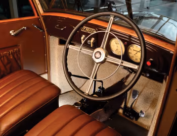 Panel frontal Mercedes-Benz 130 Limousine (W23) '1934–36