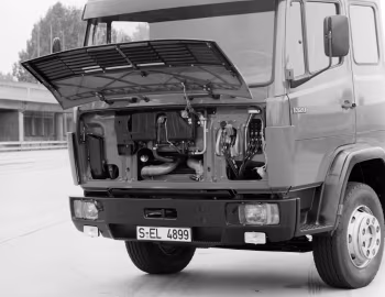 Bajo el capó Mercedes-Benz 1320 S (Br.677) '1984–????