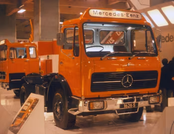 Mercedes-Benz 1626 S [UK-spec] (Br.387) '1974–77