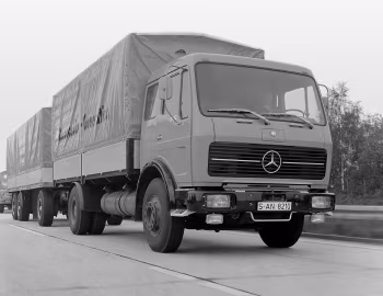 Mercedes-Benz 1632 mit Wackenhut Pritschenaufbau (Br.387) '08.1973–77