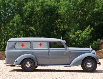 Mercedes-Benz 170 S-V LUEG Sanitätskrankenwagen (Bm.136.083) '1953–55