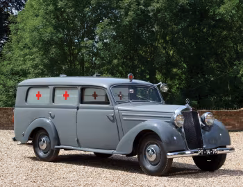 Mercedes-Benz 170 S-V LUEG Sanitätskrankenwagen (Bm.136.083) '1953–55