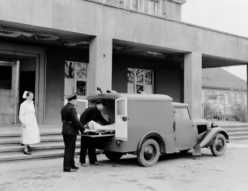 Mercedes-Benz 170 V Krankenwagen (Bm.136.014) '1946–48