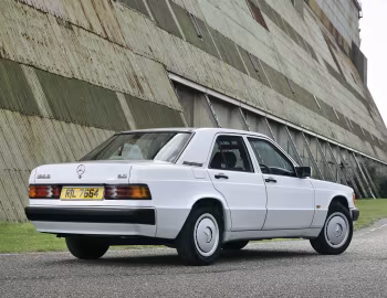 Mercedes-Benz 190 E [UK-spec] (W201) '10.1988–06.1993