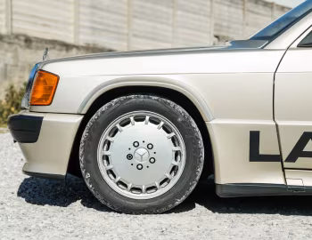 Mercedes-Benz 190 E 2.3-16 Race Car (W201) '1984