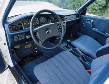 Interior Mercedes-Benz 190 E Compact Car (W201) '1981