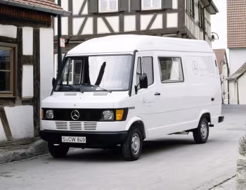 Mercedes-Benz 210 D Kastenwagen mit Hochdach (Bm.601.4) '1988–96